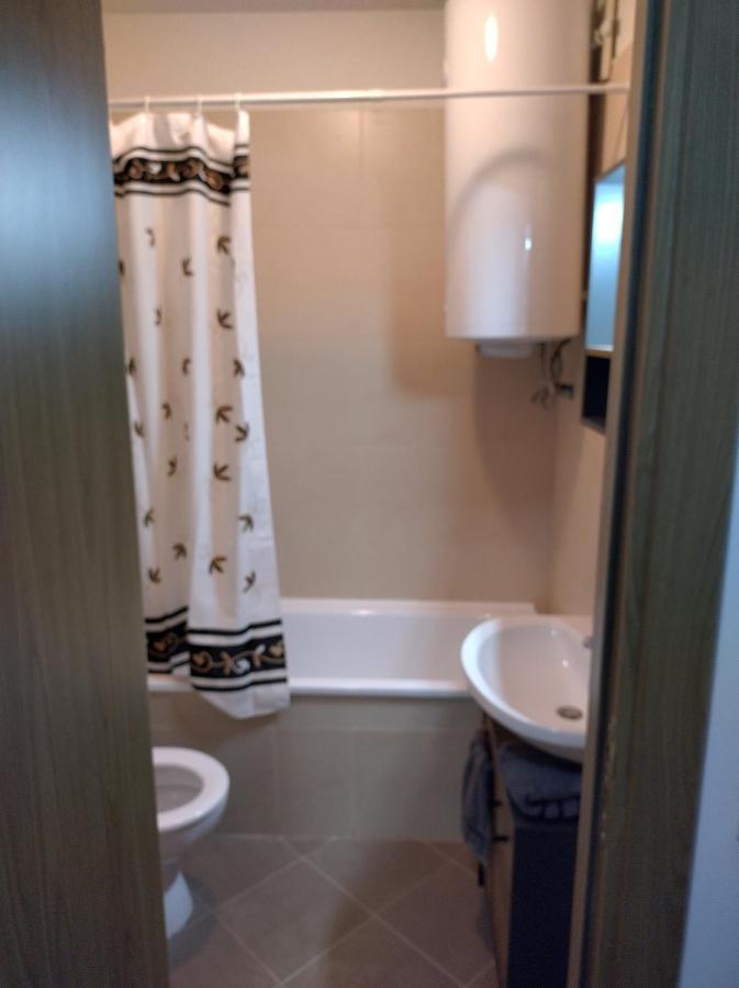 St John Park Boutique Room Gero 班斯科 外观 照片